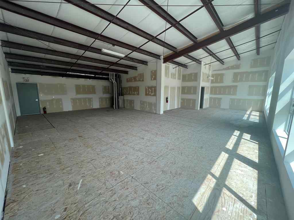 MLS® A2052815 - Unit #201-206 554 Carmichael   in Hill Hinton, Commercial