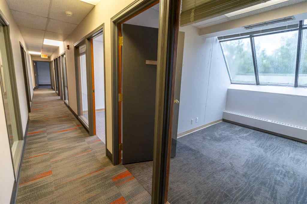 MLS® A2055478 - Unit #Second Floor 2411 4 Street NW in Mount Pleasant Calgary, Commercial