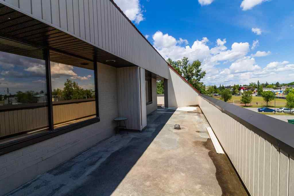 MLS® A2055478 - Unit #Second Floor 2411 4 Street NW in Mount Pleasant Calgary, Commercial