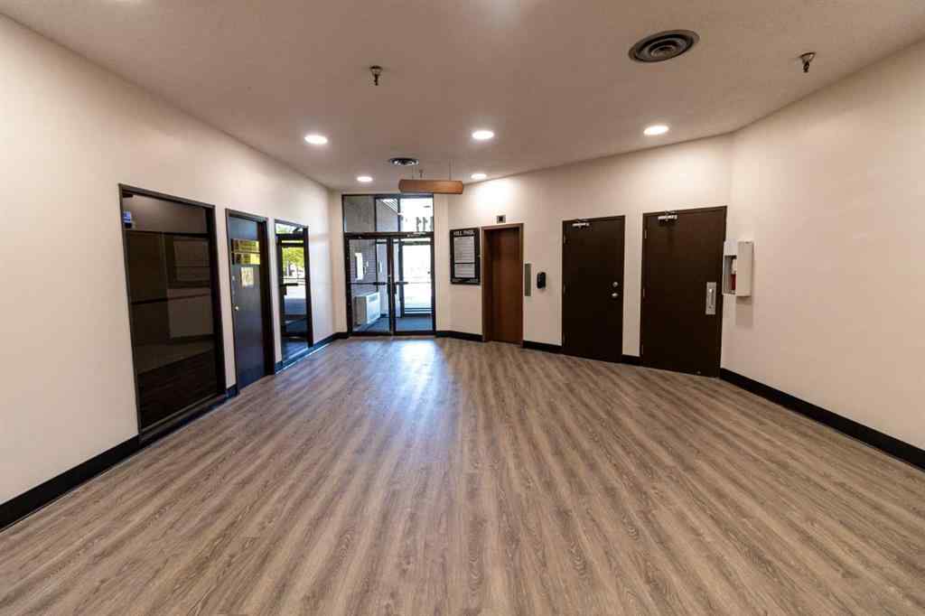 MLS® A2055478 - Unit #Second Floor 2411 4 Street NW in Mount Pleasant Calgary, Commercial