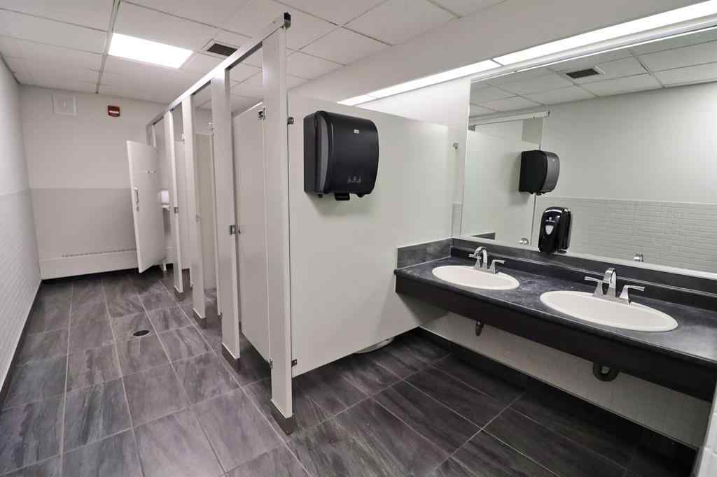 MLS® A2055478 - Unit #Second Floor 2411 4 Street NW in Mount Pleasant Calgary, Commercial