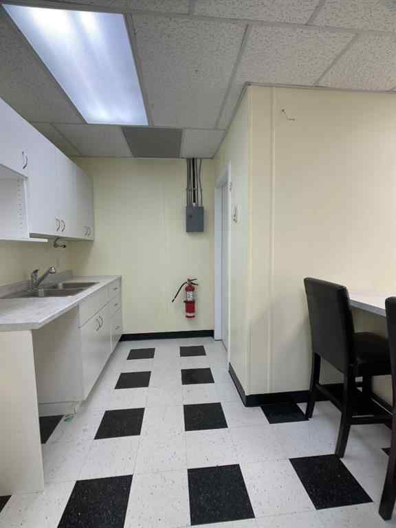 MLS® A2057929 - 211 Main Street SW   in NONE Falher, Commercial