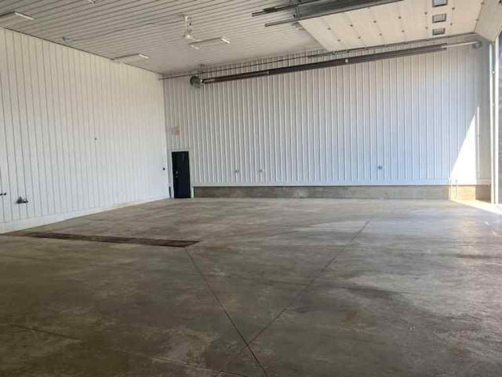 MLS® A2064531 - 1909, 1911 19 Avenue  in NONE Wainwright, Commercial