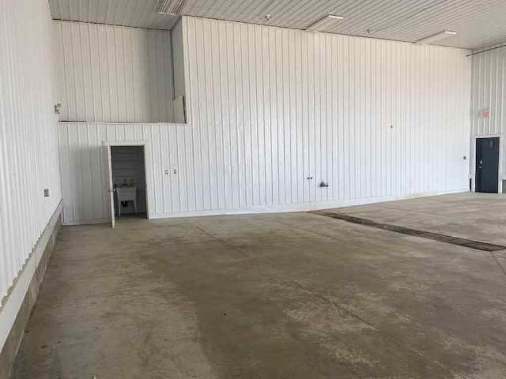 MLS® A2064531 - 1909, 1911 19 Avenue  in NONE Wainwright, Commercial