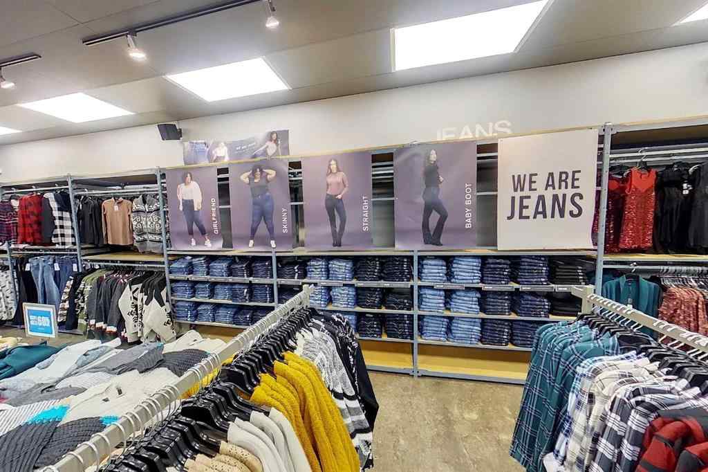 MLS® A2065103 - 323 50 Street  in Edson Edson, Commercial