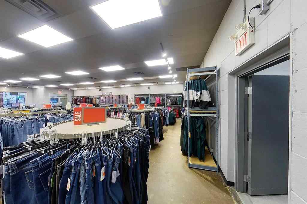 MLS® A2065103 - 323 50 Street  in Edson Edson, Commercial