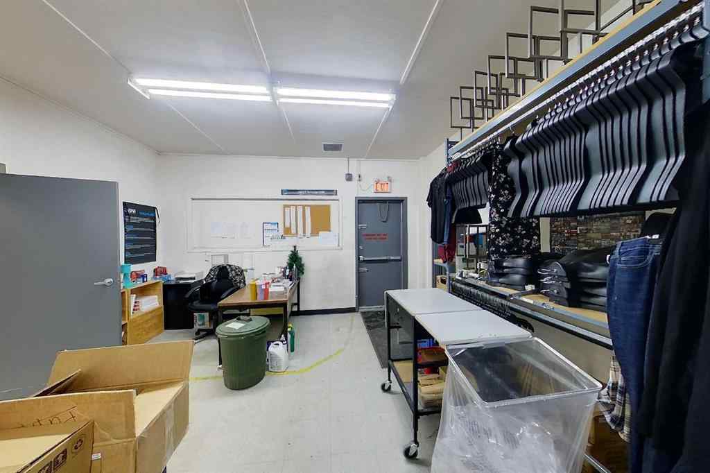 MLS® A2065103 - 323 50 Street  in Edson Edson, Commercial