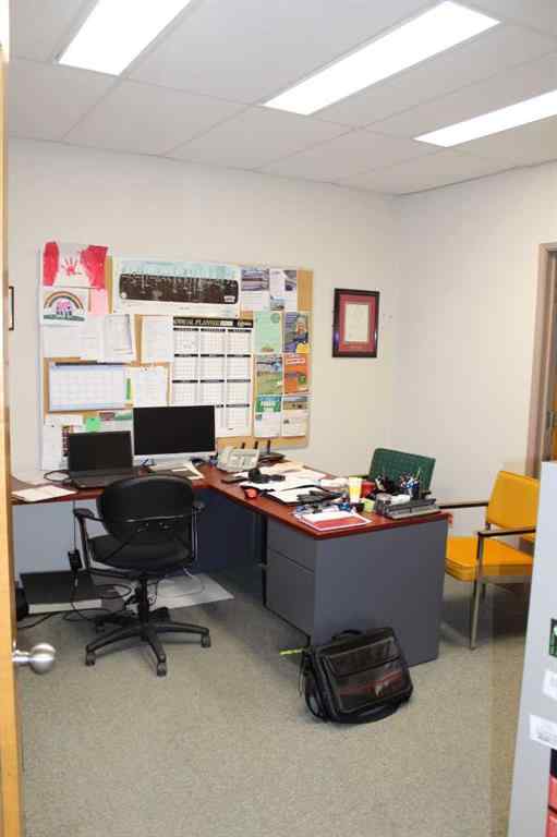 MLS® A2066279 - 116 4th Avenue SW   in NONE Manning, Commercial