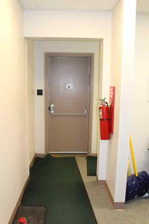 MLS® A2066279 - 116 4th Avenue SW   in NONE Manning, Commercial