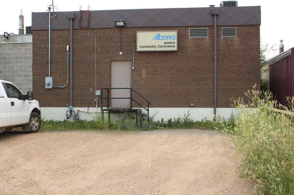 MLS® A2066279 - 116 4th Avenue SW   in NONE Manning, Commercial