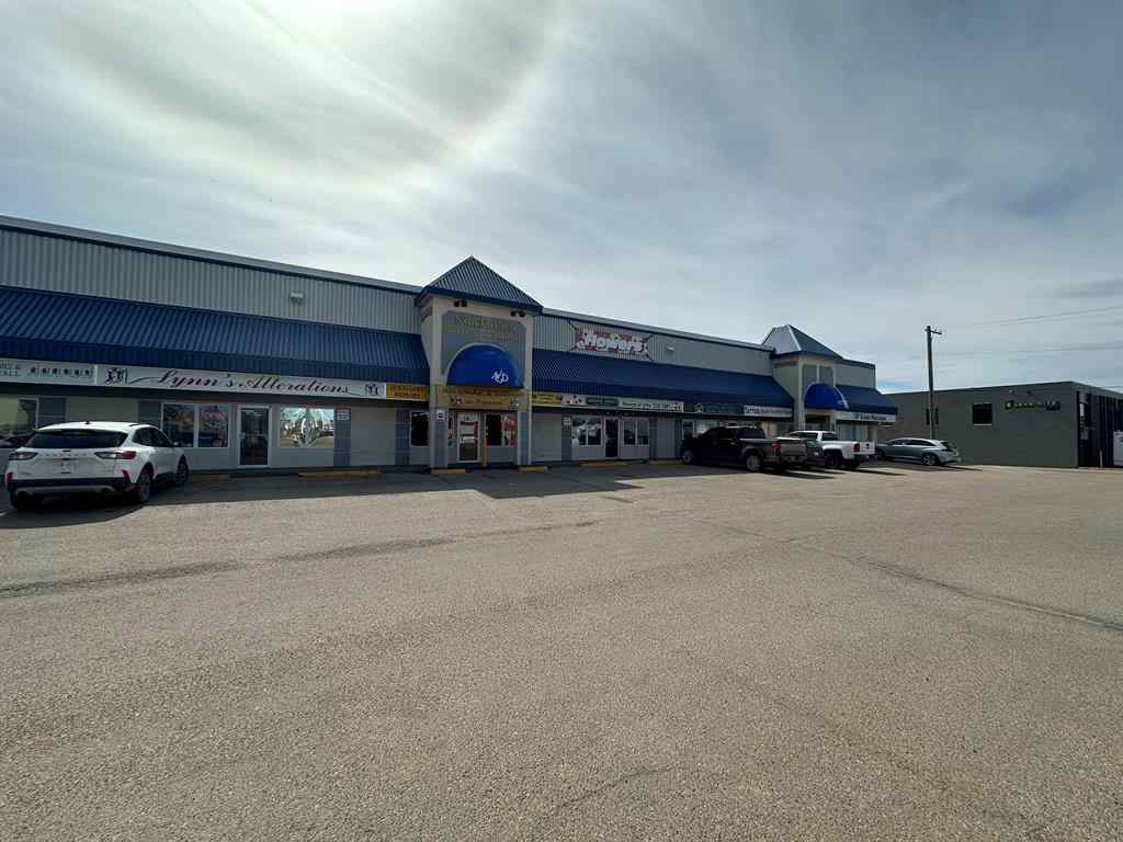 MLS® A2066489 - Unit #104 9899 112 Avenue  in VLA Montrose Grande Prairie, Commercial