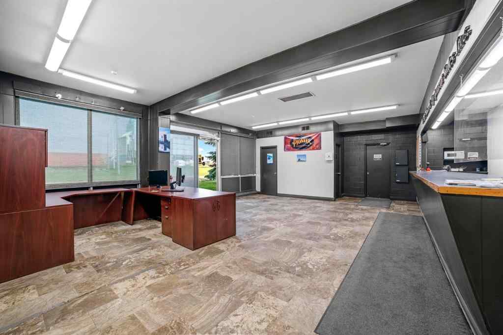 MLS® A2066711 - 4707 39 Street  in East End Camrose, Commercial