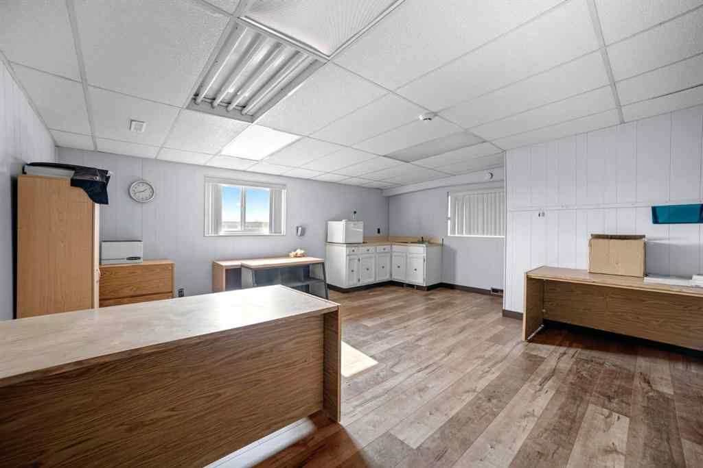 MLS® A2066711 - 4707 39 Street  in East End Camrose, Commercial