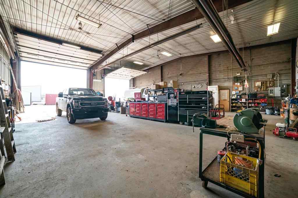 MLS® A2066711 - 4707 39 Street  in East End Camrose, Commercial