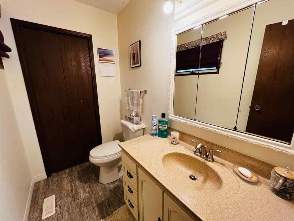 MLS® A2070983 - 21 1 Avenue W in Derwent Derwent, Residential