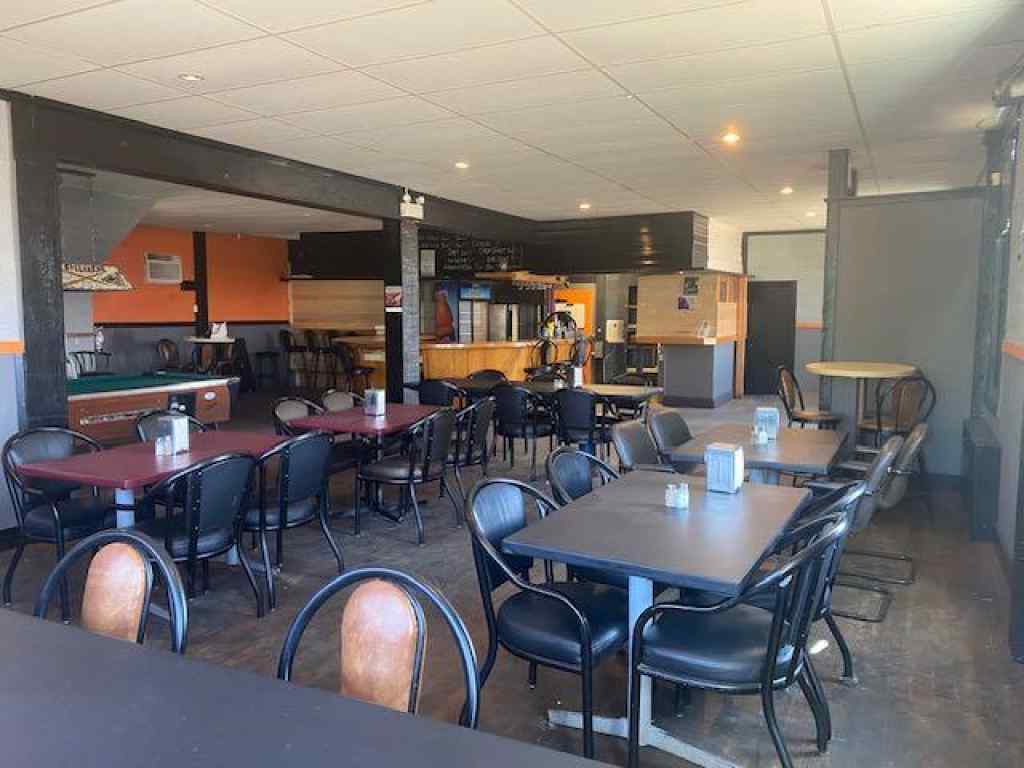 MLS® A2074258 - 5007 49 Street  in Irma Irma, Commercial