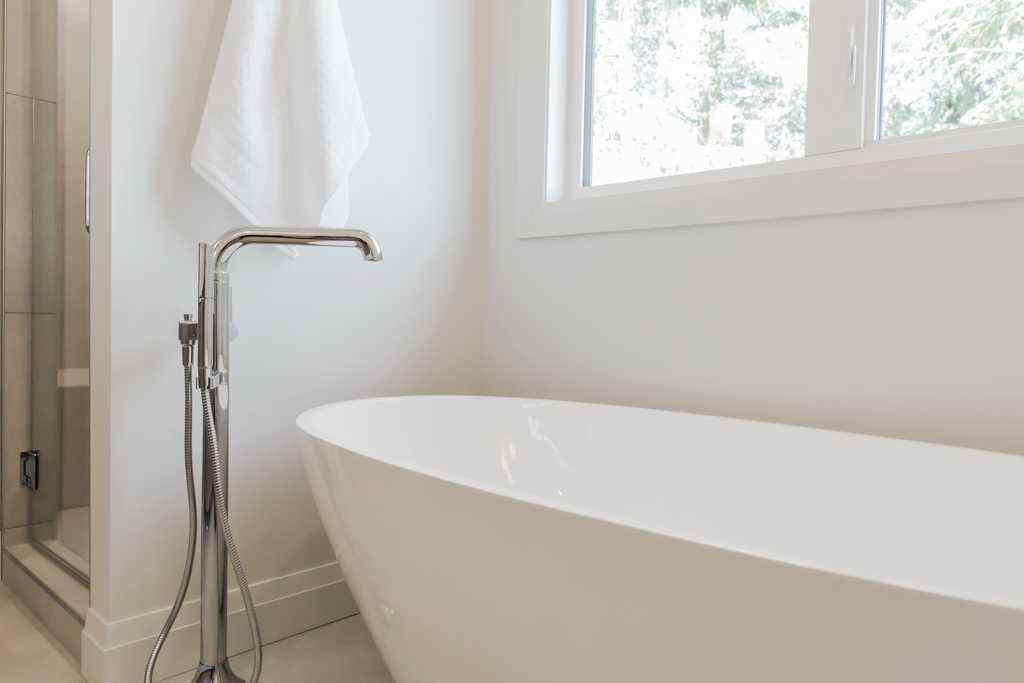 MLS® A2075659 - 5805 Taylor Way  in Taylor Estates Rural Grande Prairie No. 1, County of, Residential