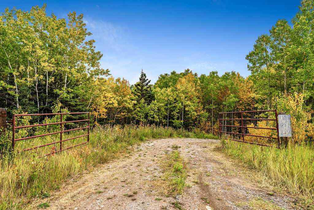 MLS® A2079106 - W:5 R:3 T:22 S:29 Q:NW Drive  in  Rural Foothills County, Land