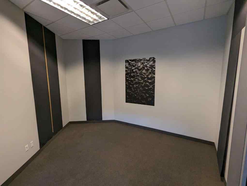 MLS® A2081601 - Unit #60 550 WT Hill Boulevard S in Wt Hill Business Park Lethbridge, Commercial