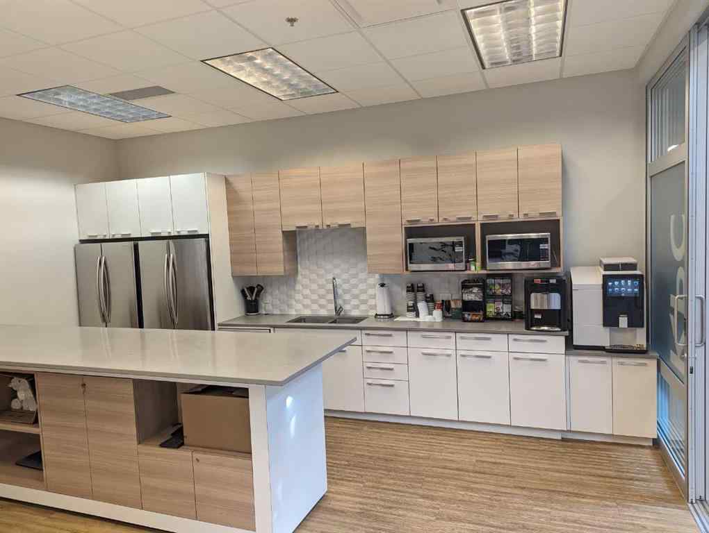 MLS® A2081601 - Unit #60 550 WT Hill Boulevard S in Wt Hill Business Park Lethbridge, Commercial