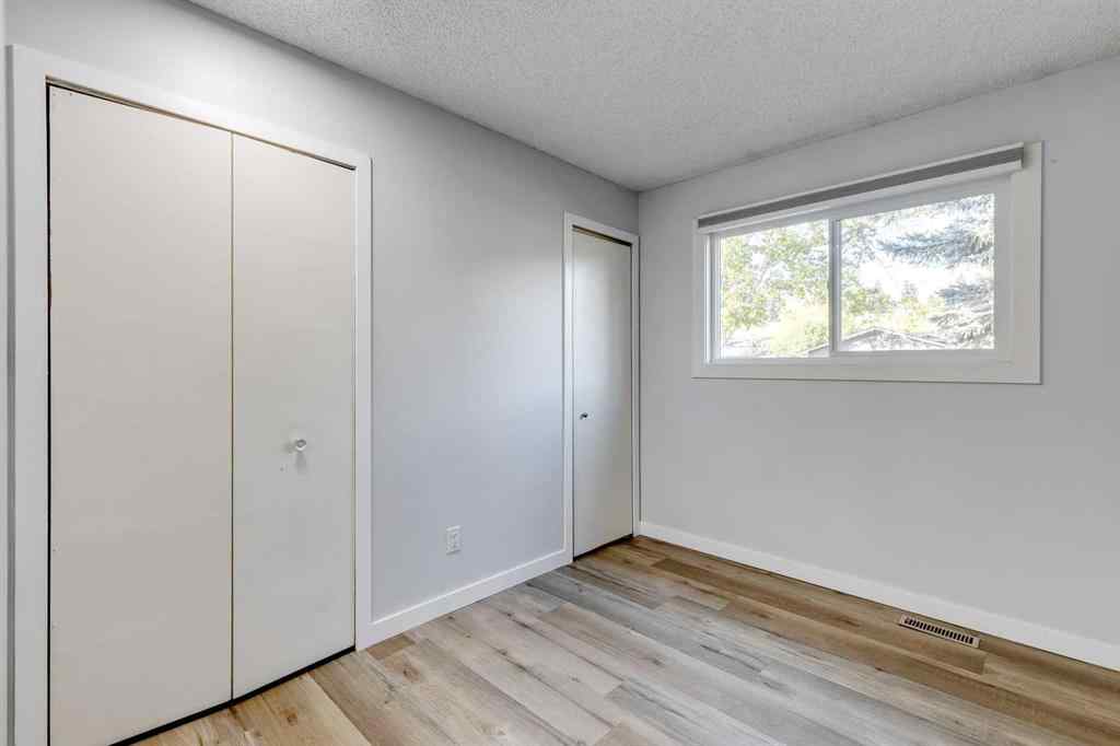 MLS® A2081808 1424 Lake Ontario Drive SE Calgary, Alberta, T2J 3G6