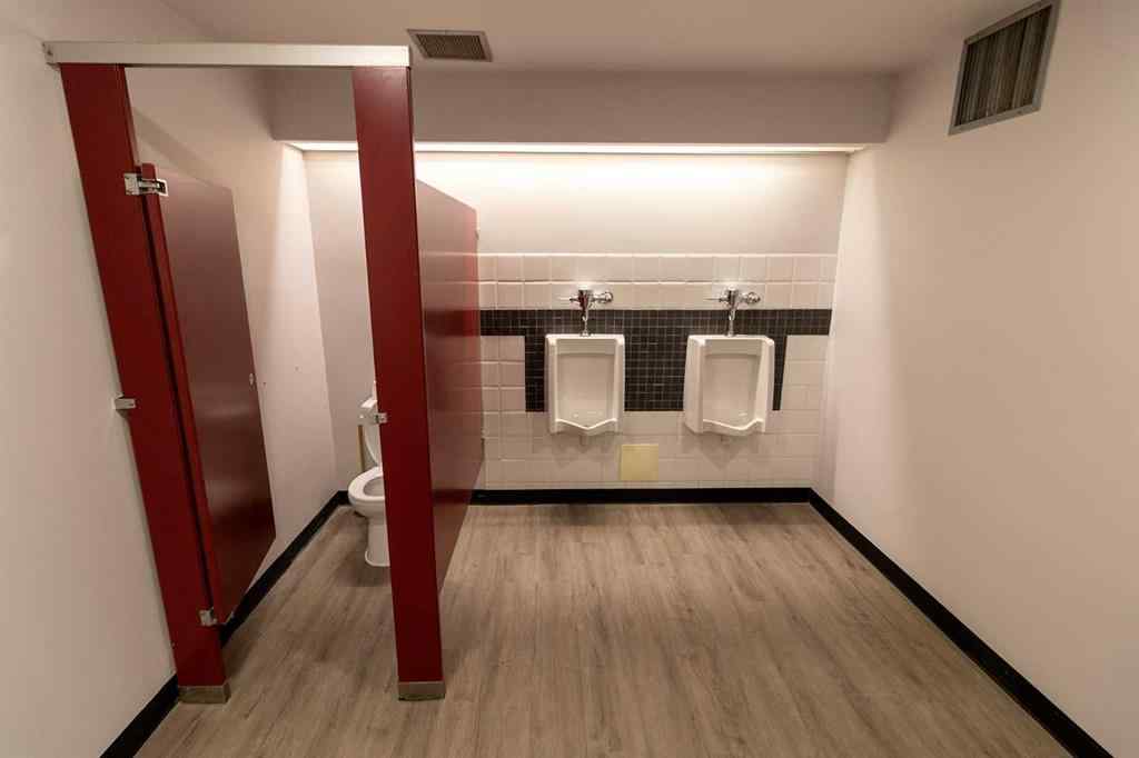 MLS® A2083961 - Unit #Suite 201 A 1530 27 Avenue NE in South Airways Calgary, Commercial