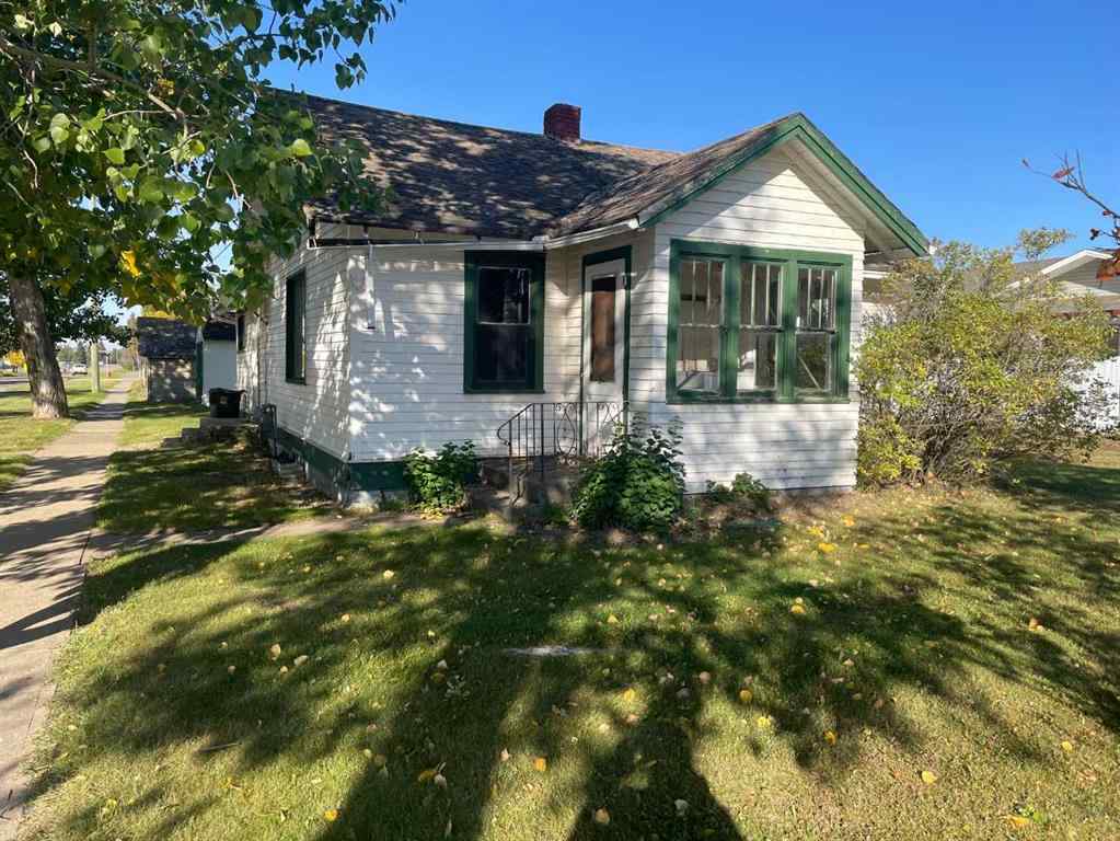 MLS® A2084570 - 11304 102 Ave   in NONE Fairview, Residential