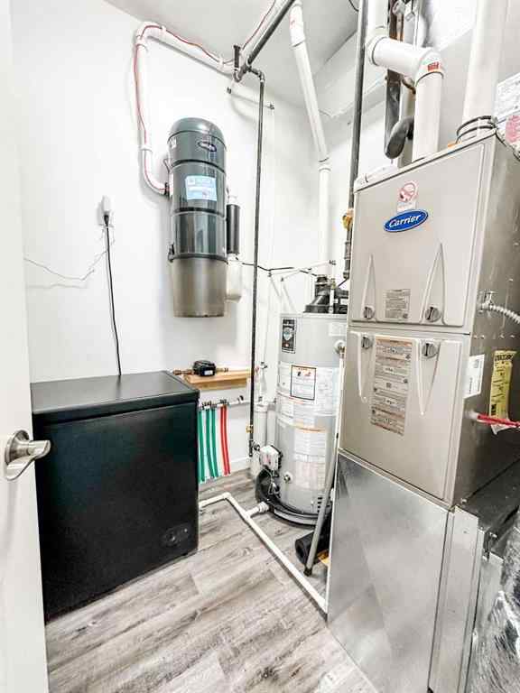 MLS® A2085415 - 5011 C 49 Street  in Downtown East Stettler, Residential