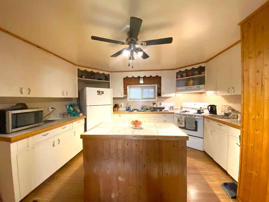 MLS® A2086782 - 116 Alberta Ave   in NONE Bawlf, Residential