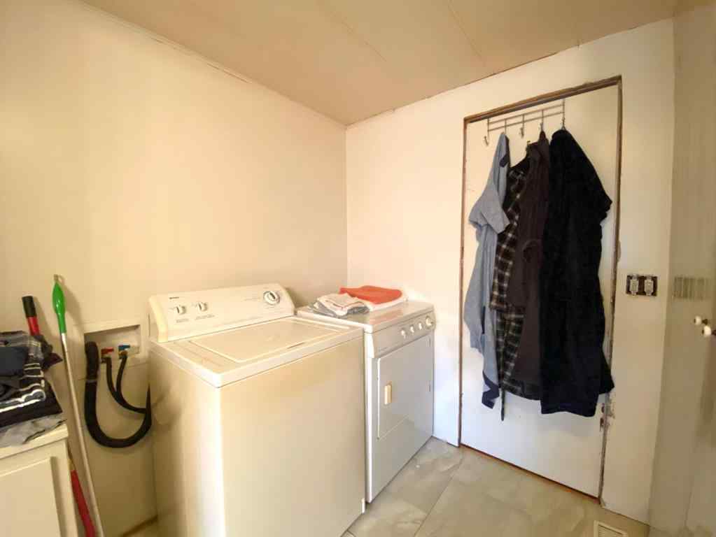 MLS® A2086782 - 116 Alberta Ave   in NONE Bawlf, Residential