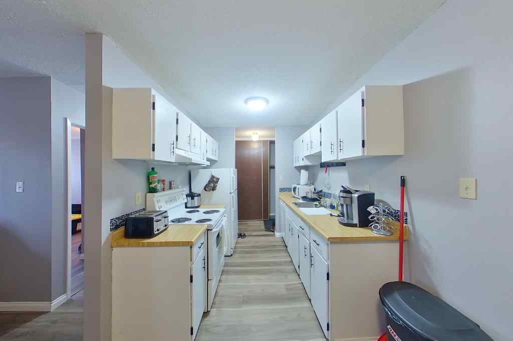 MLS® A2088192 - Unit #308B 5611 9 Avenue  in Edson Edson, Residential