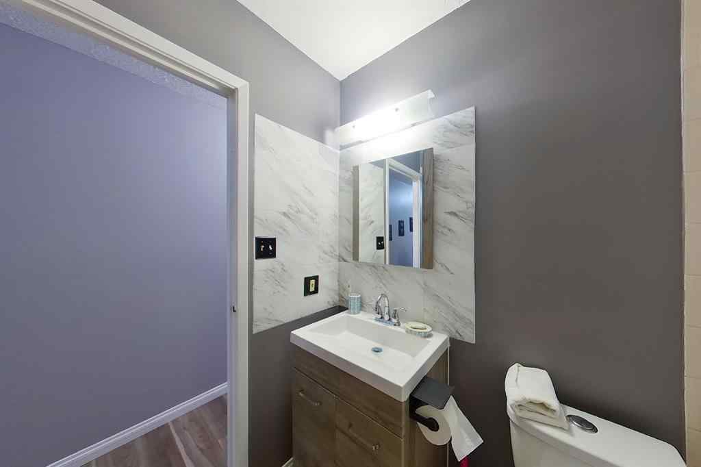 MLS® A2088192 - Unit #308B 5611 9 Avenue  in Edson Edson, Residential