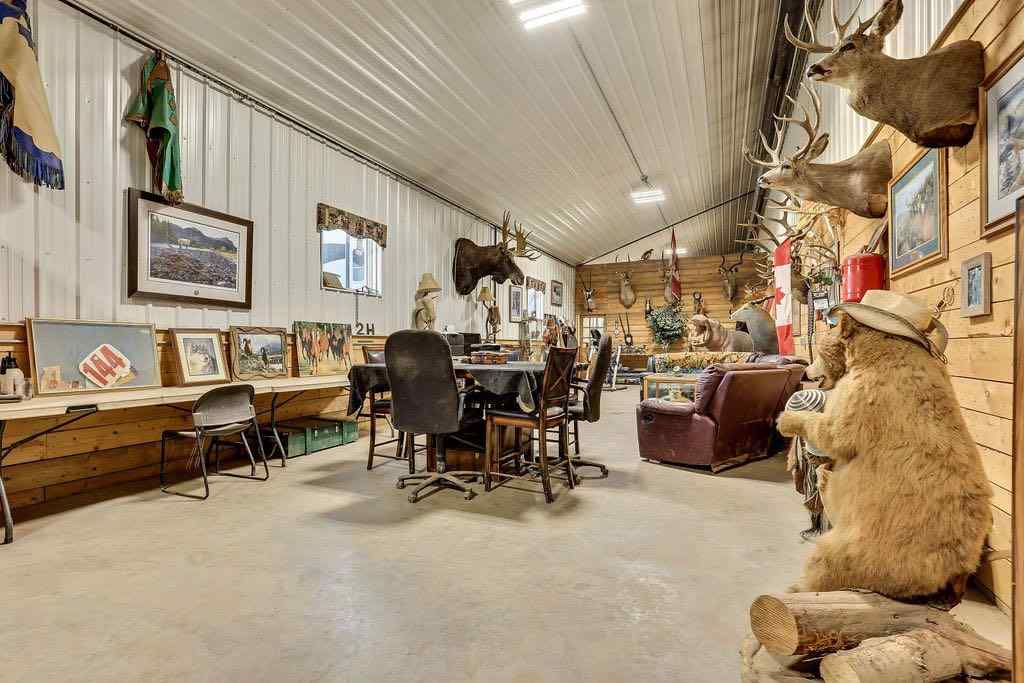 MLS® A2088360 - 215012 RR 254   in NONE Rural Vulcan County, Residential