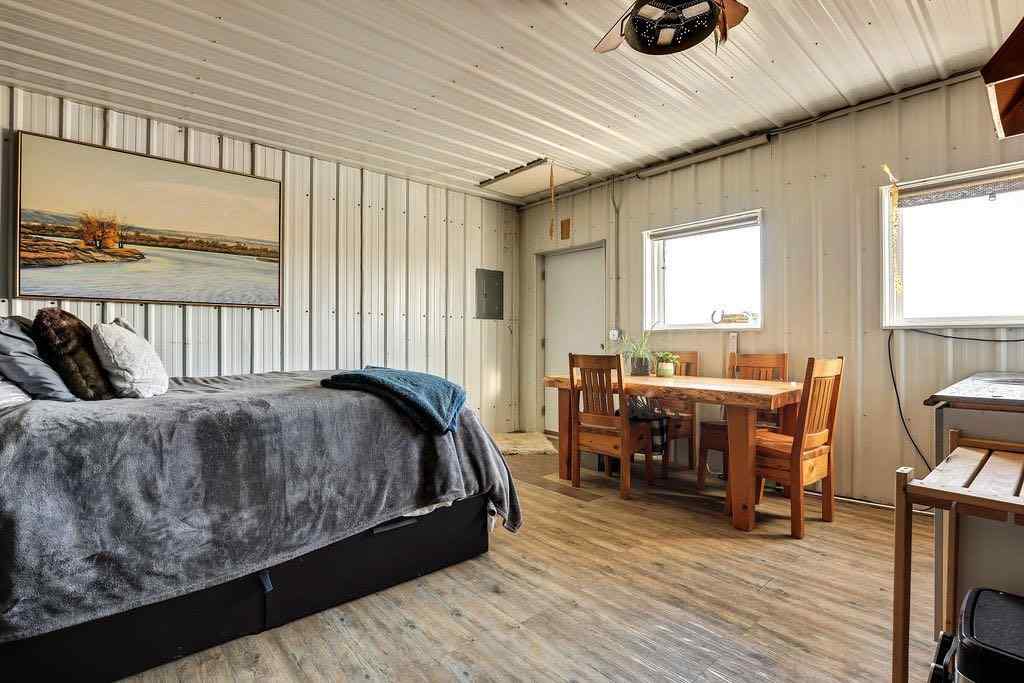 MLS® A2088360 - 215012 RR 254   in NONE Rural Vulcan County, Residential