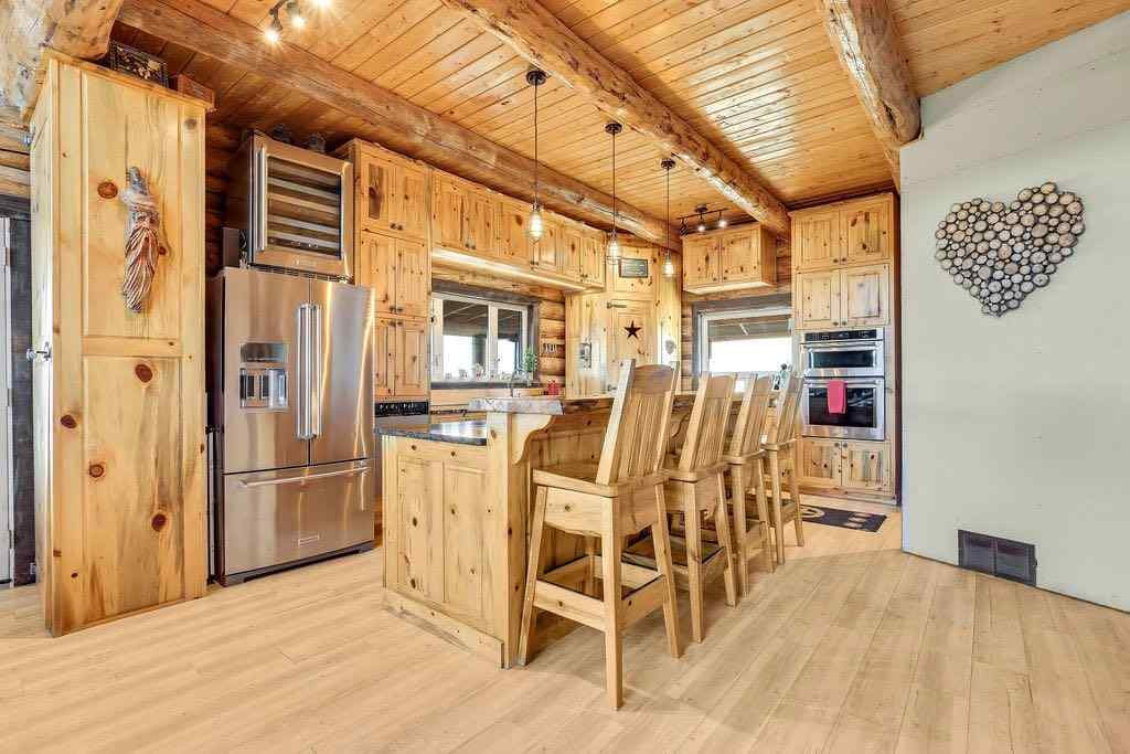 MLS® A2088360 - 215012 RR 254   in NONE Rural Vulcan County, Residential
