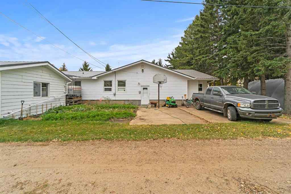 MLS® A2089316 - 4914 46 Street  in Killam Killam, Commercial