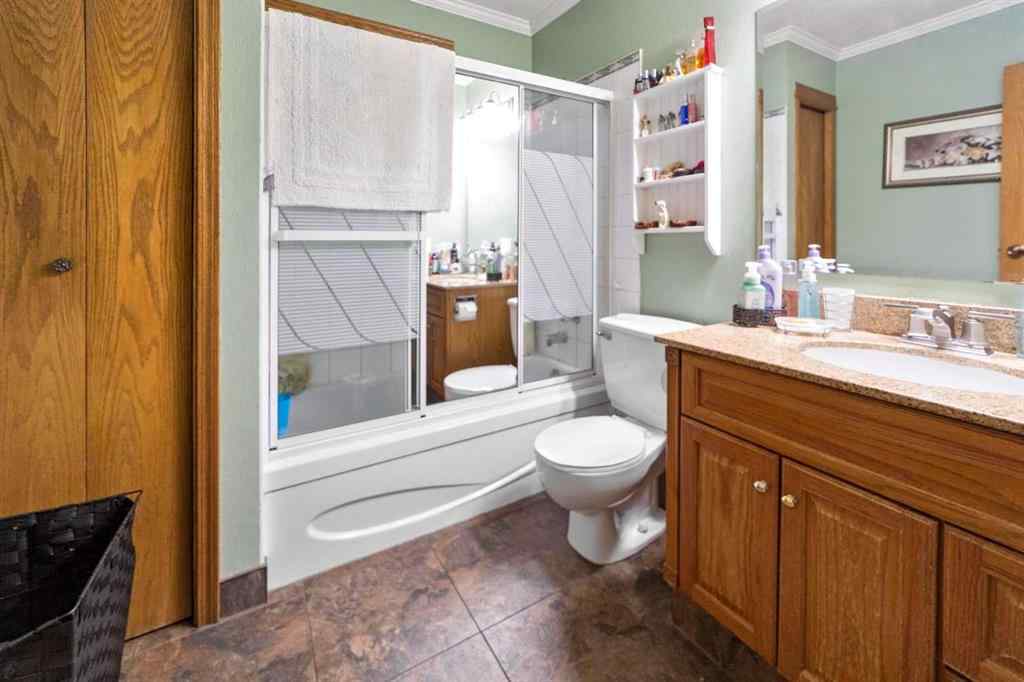 MLS® A2089316 - 4914 46 Street  in Killam Killam, Commercial