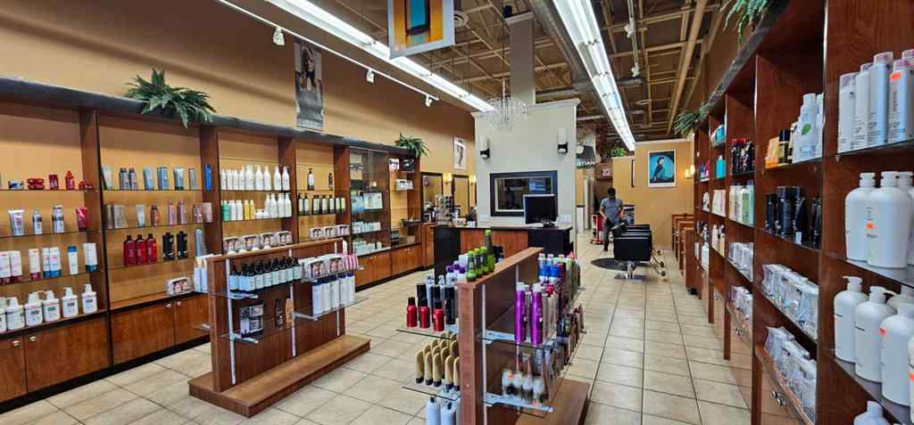 MLS® A2090461 - Unit #123 AIRDRIE AIRDRIE   in East Lake Industrial Airdrie, Commercial