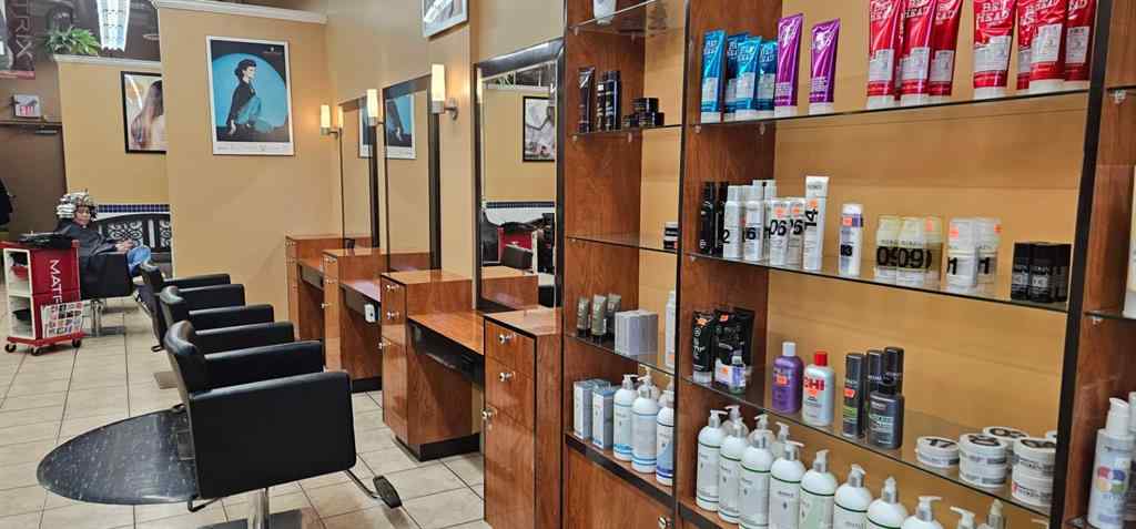 MLS® A2090461 - Unit #123 AIRDRIE AIRDRIE   in East Lake Industrial Airdrie, Commercial