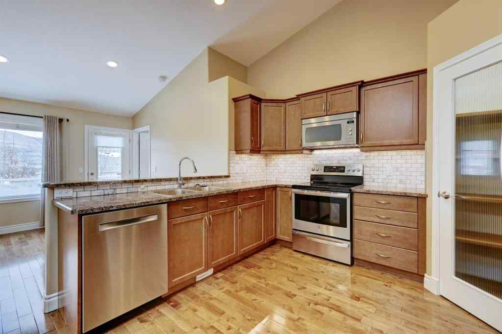 MLS® A2092426 - 23 Garden Way   in Riverview Park Drumheller, Residential