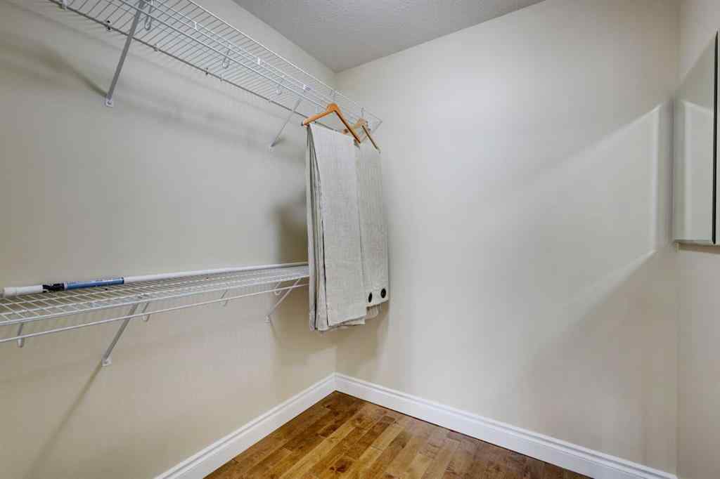 MLS® A2092426 - 23 Garden Way   in Riverview Park Drumheller, Residential