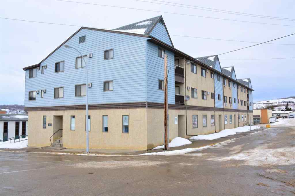 MLS® A2094741 - 9930 102 Street  in Downtown Peace River, Commercial