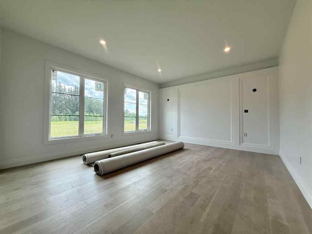 MLS® A2095043 - 7947 Creekside Drive  in Taylor Estates Rural Grande Prairie No. 1, County of, Residential