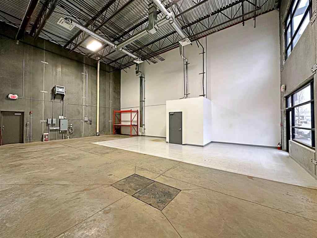 MLS® A2095504 - Unit #308 400 Mackenzie Boulevard  in Mackenzie Park Fort McMurray, Commercial