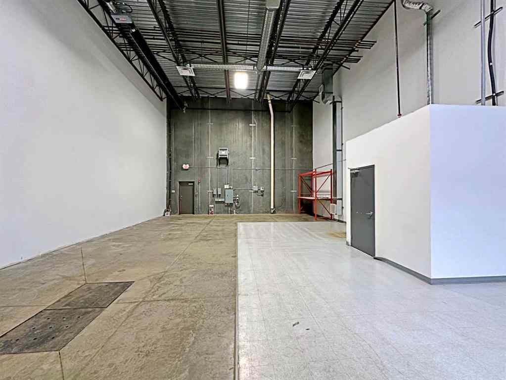 MLS® A2095504 - Unit #308 400 Mackenzie Boulevard  in Mackenzie Park Fort McMurray, Commercial