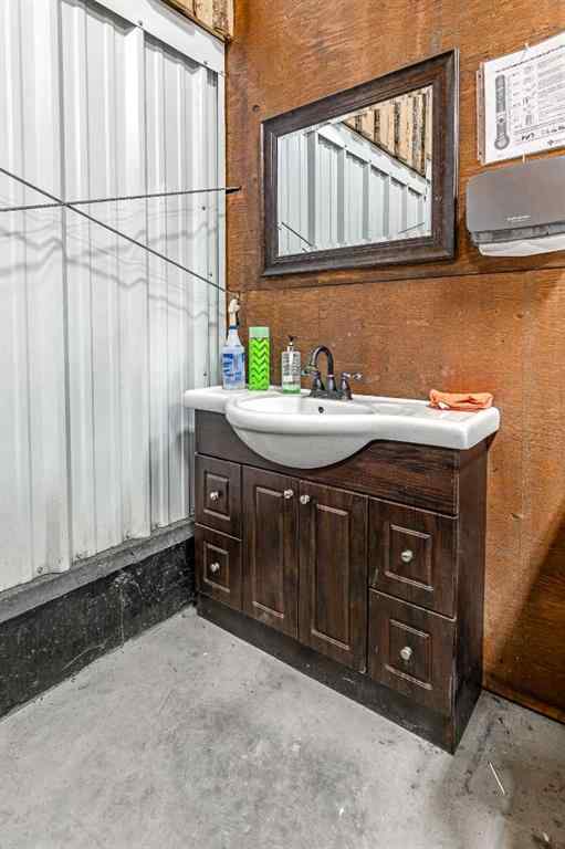 MLS® A2096461 - 365 Railway Street W in Downtown Cochrane, Commercial