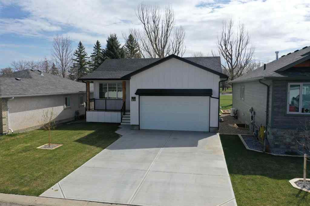 MLS® A2097689 11 Fairway Village Taber, Alberta, T1G 1G2