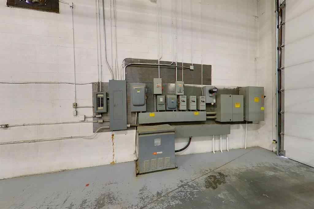 MLS® A2099387 - 5933 4 Avenue  in NONE Edson, Commercial