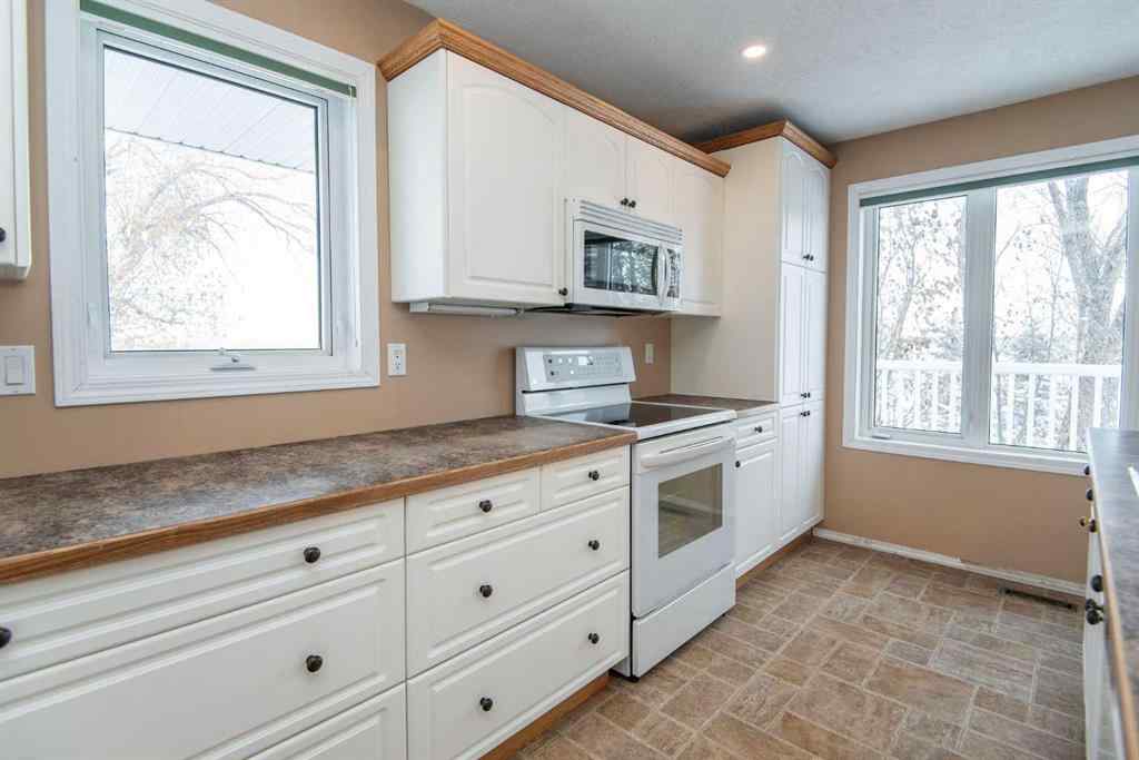 MLS® A2100533 - 3402 3 Township Road 392   in NONE Rural Lacombe County, Residential
