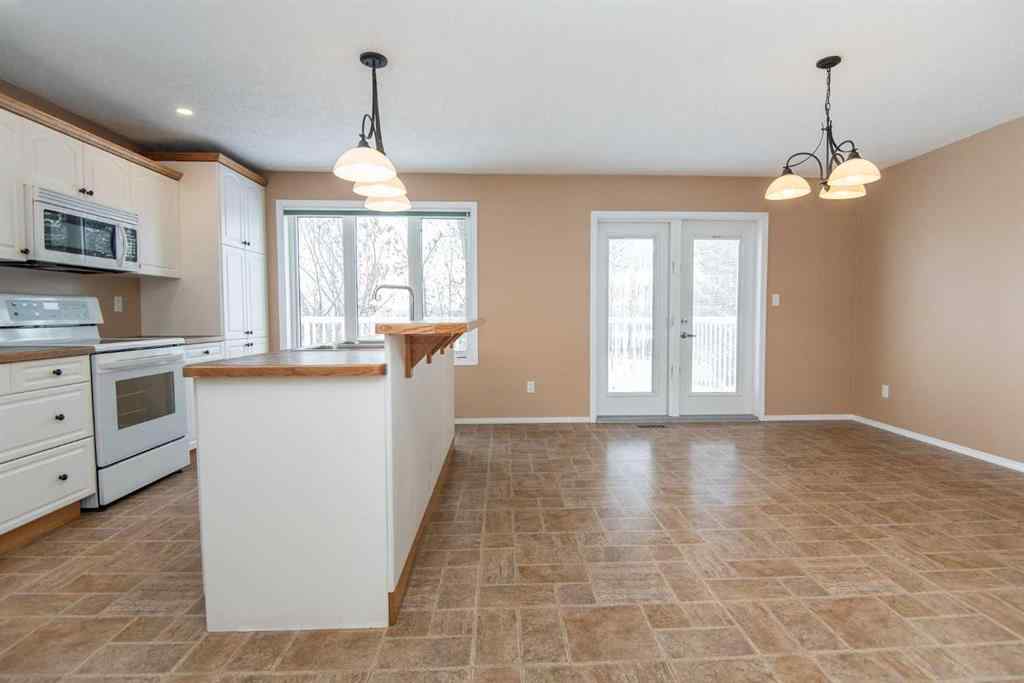 MLS® A2100533 - 3402 3 Township Road 392   in NONE Rural Lacombe County, Residential